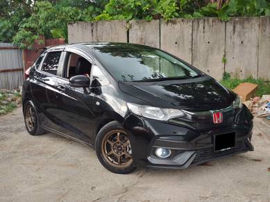 Honda JAZZ S 1.5 I-VTEC AUTO CONVERT FLRS KIT
