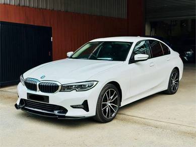 Bmw 320i SPORT 2.0L lady driven