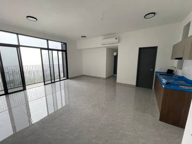 Altris 5 Rooms 3 Parking Lots Partly Furnished