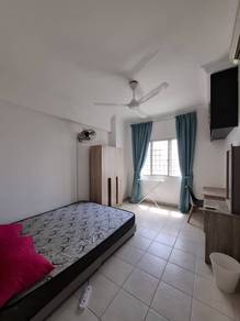 Desa Putra Middle Room For Lady unit, walk to LRT Sri Rampai