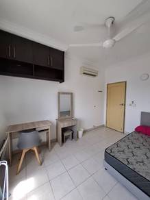 Desa Putra Middle Room For Lady unit, walk to LRT Sri Rampai