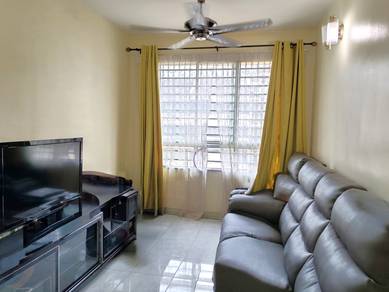 Mid floor, renovated & furnished!