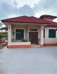 Banglo Kg. Telok Baru, Guchil Bayam