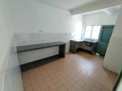 ( New Paint ) 2 storey House, Garing Permai, Taman Garing, Rawang