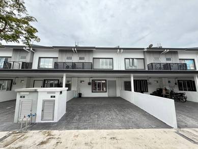 Double Storey Terrace House Rentak Perdana LBS Puncak Alam