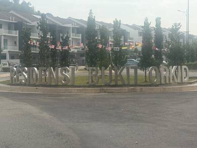 Cheras @ Batu 9 Orchid Hills 3 Storey Semi-D House for Rent
