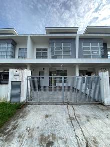 Imperial Jade @ Seri Alam Double Storey Gate & Guard