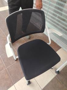 4 Leg Roller Office Chair TD969