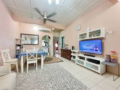 Upper Floor Townhouse Puncak Perdana, Shah Alam ( Near Dash Highway)