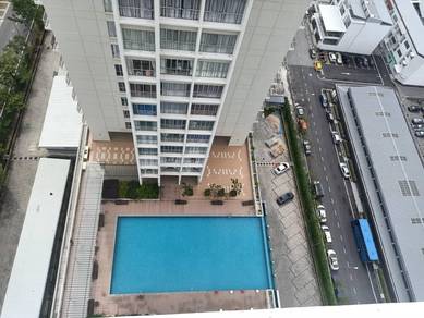 CONDO Platinum III Teluk Kumbar Type B 3-Bedrooms 1320sf 2-Carparks