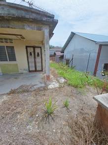 Kuala Kangsar Single Storey Village House For Sales