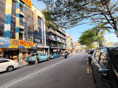 Ground Floor Shop Lot Facing Main Road @ Seri Kembangan