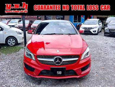 Mercedes Benz CLA180 1.6 AMG SE (A)