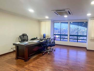 4 Storey Shop Office with Lift