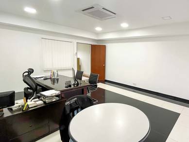 4 Storey Shop Office with Lift