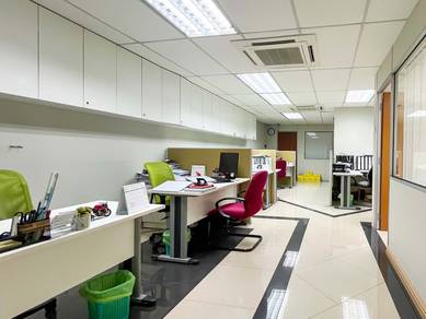 4 Storey Shop Office with Lift