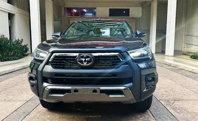 Toyota HILUX 2.8 ROGUE mileage 33 km only
