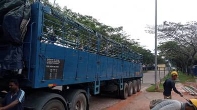 Perkhidmatan lori 20 tan 40 kaki ft feet trailer