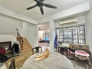 (PALING MURAH) RENOVATED 1.5 Storey Terrace USJ 11, Subang Jaya