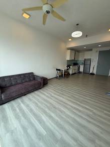 Tropez Residences @ Tropicana, Danga Bay, High Floor, Partly Furnished