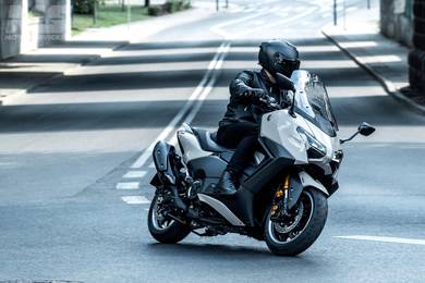 YAMAHA TMAX 560 2025 Ready Stock PROMO TM KLANG