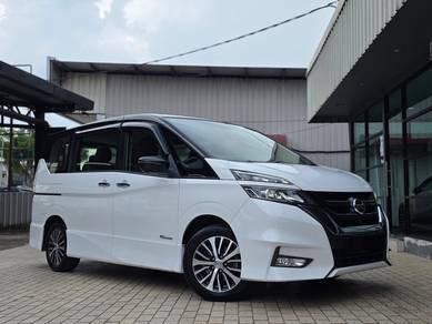 Nissan SERENA 2.0 PREMIUM HIGHWAY STAR (A)
