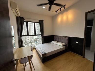 Country Garden Danga Bay / Common Room / CIQ / Jb Town / Shuttle Bus