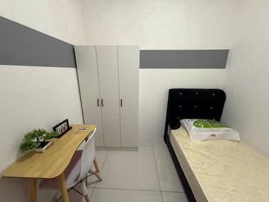 Danga bay room rental / ciq/ ksl / jb town / jbcc / shuttle bus / pm