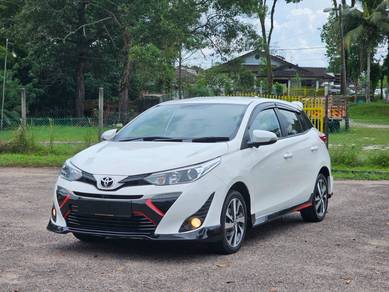 Toyota YARIS 1.5 E (A)