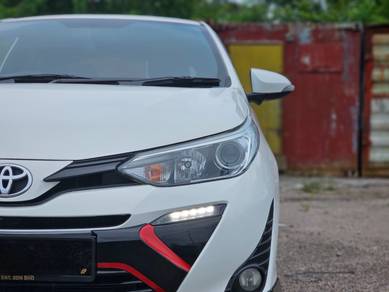 Toyota YARIS 1.5 E (A)