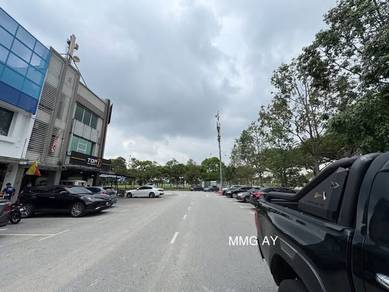 Facing Main Road Shoplot @ Eleven Avenue, Bukit Raja 2 Storey Shop