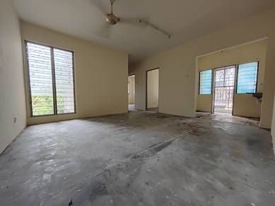 Sri Indah Apartment Taman Equine Seri Kembangan