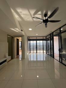 Bennington 1400sqft 4 bedrooms unit for Sales