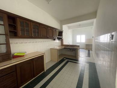 Taman Bandar Kinrara 5 2 storey terrace house for sale