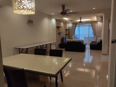 D PIAZZA for rent  -- bu 1100sf , Good condition !!