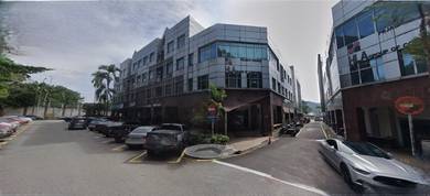 wangsa delima 4 storey shoplot with lif . non bumi lot . 7440sqf