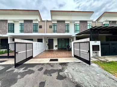 Fully Furnished 2 Storey Terrace Taman Saujana KLIA Fasa 1, Sepang