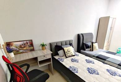 PV12 Condo – Medium  Room for Rent