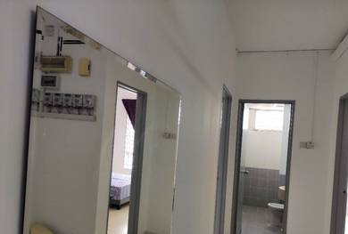 PV12 Condo – Medium  Room for Rent