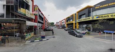the parc taman sri rampai 2 storey factory . non bumi lot . 26x65