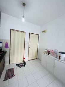 Seri Kembangan Vista Impiana Condo  studio 1 Room Renovated