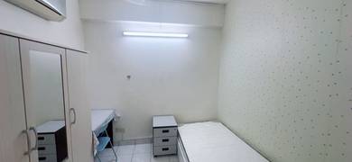 Small Room Kelana D Putera Condo Near Lrt 3 Parklane Square Incl Wifi