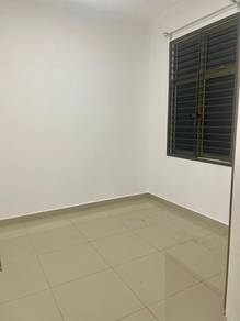 Hot Deal at Palazio Apartment, Mount Austin!