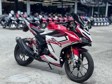 HONDA CBR150R~~~Second Hand~~~Low Mileage