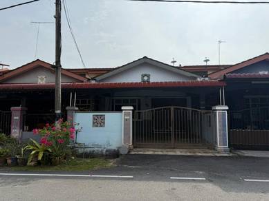 Taman Suria, Simpang Renggam.