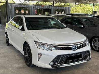 Toyota CAMRY 2.5 HYBRID FACELIFT (A)