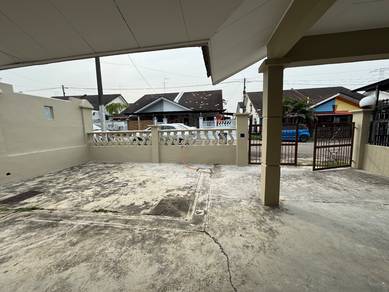 Megah Ria Masai Johor 1.5 storey semi Sorry d for Rent