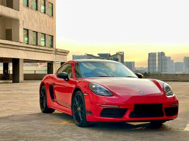 Porsche 718 2.0 CAYMAN SPOT CHRONO LOW MILE