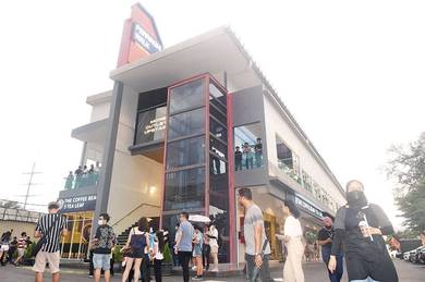1st Floor Shop Lot【Ferringhi Walk】7600sf Batu Ferringhi TourismHotspot