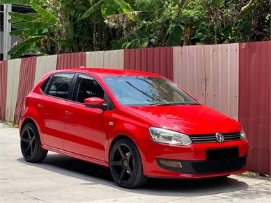 Volkswagen POLO 1.6 HATCHBACK (A) FULL LOAN !
